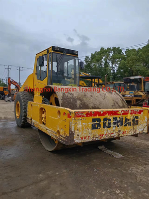 Roller de carretera Bomag BW-217D usado con capacidad de calificación del 30% en buenas condiciones