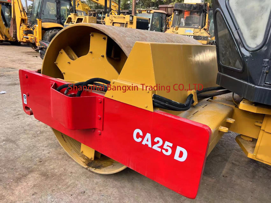Compactor de segunda mano Dynapac CA30 CA25 con motor diésel y certificación EPA/CE