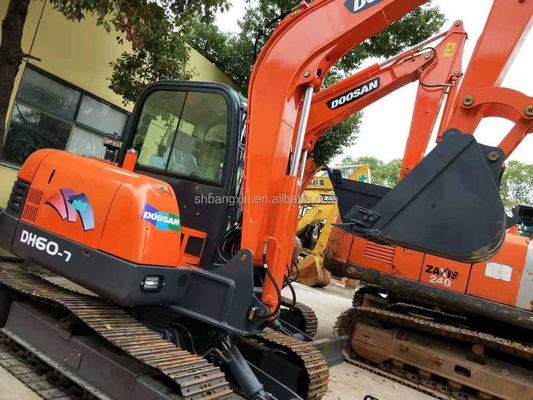 Excavadora Doosan DH60-7 Todas las funciones normales y con entrega de 7 días