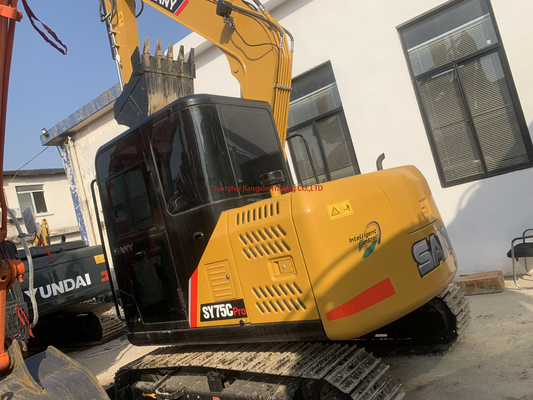 Excavadora Sany SY75 con válvula hidráulica original