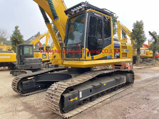 Experimenta el poder de la excavadora de segunda mano Komatsu PC240-8 con motor Cummins