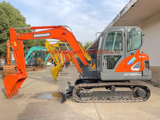 Mejor máquina mini excavadora usada Doosan DX60 en Shanghai con certificación EPA / CE