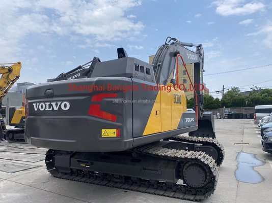 máquina VOLVO EC200 de segunda mano con gran potencia y estabilidad hidráulica puede inspección