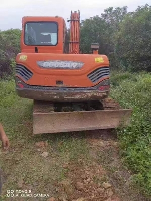 Excavadora Doosan DX70 de 2021 con capacidad de 0.25 cubos Excavadora de rastreo usada