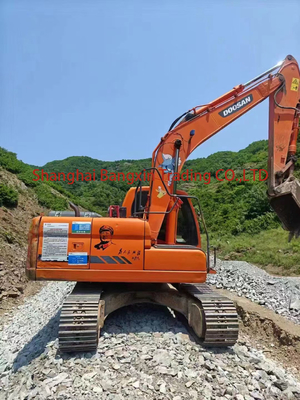 600 horas de trabajo Excavadora Doosan DH150LC-7 para proyectos de ingeniería y construcción