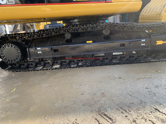 1 Excavadora Cat 320CL de segunda mano con excelente rendimiento y 700 horas de trabajo