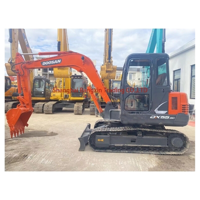 Excavadora Doosan DH55 de 5 toneladas en Corea Certificada EPA/CE y con una fuerte estabilidad hidráulica