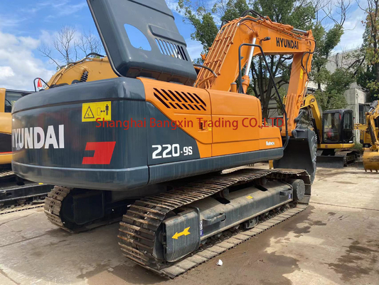 Excavadora usada Hyundai R220-9S con peso de 1 y 22 TON en buen estado