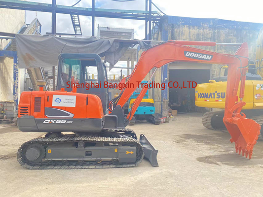 Excavadora Doosan DH55 de 5 toneladas en Corea Certificada EPA/CE y con una fuerte estabilidad hidráulica