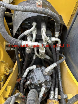 Excavadora recorrida Komatsu PC70 usada con válvula hidráulica original en 7000 KG