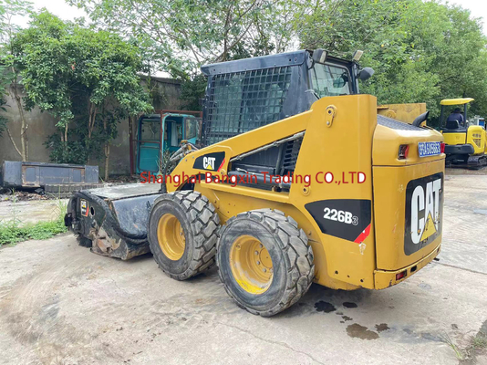 Máquina pequeña de dirección de deslizamiento CAT 226 con gran potencia y estabilidad hidráulica a un