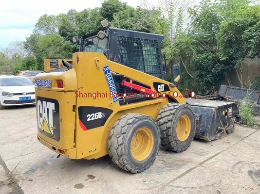 Máquina pequeña de dirección de deslizamiento CAT 226 con gran potencia y estabilidad hidráulica a un
