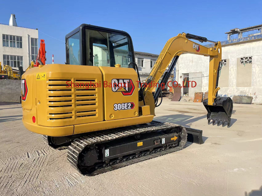 Mini excavadora Cat 306E2 de segunda mano con gran potencia y alta estabilidad hidráulica